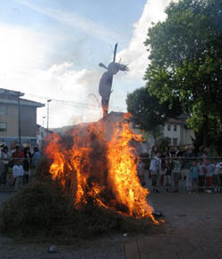 Fiesta de San Juan 2011 en Usansolo.